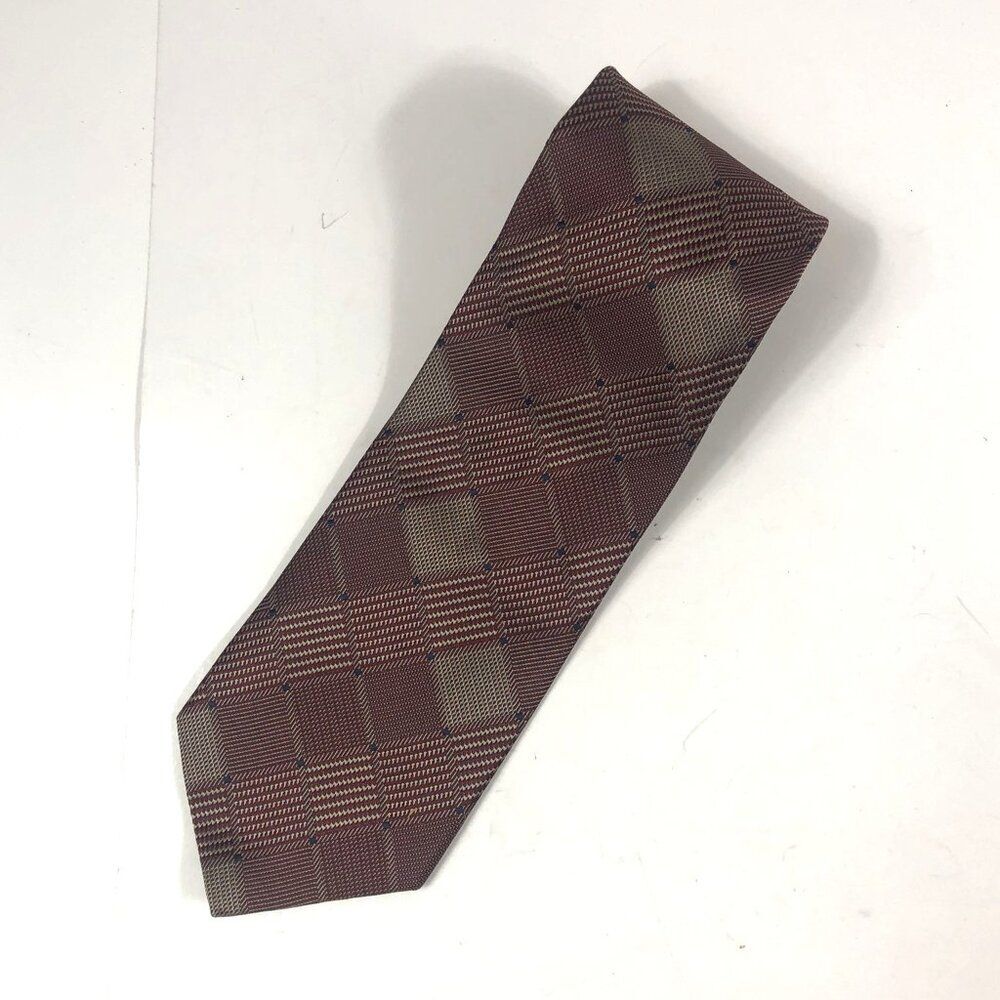 Geoffrey Beene 100% Silk Tie, Red and Gold. Fab from Italy.  Made in USA